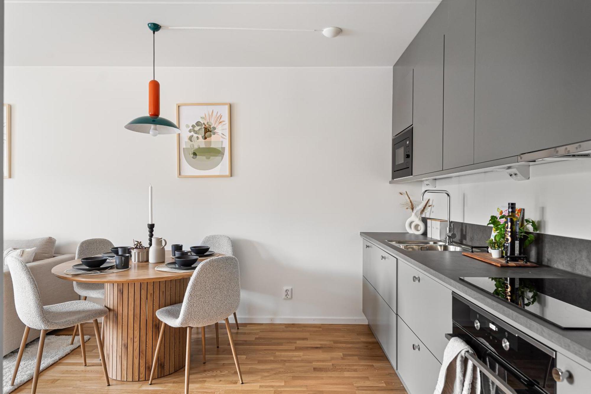 La Nordic Chic With Free Parking