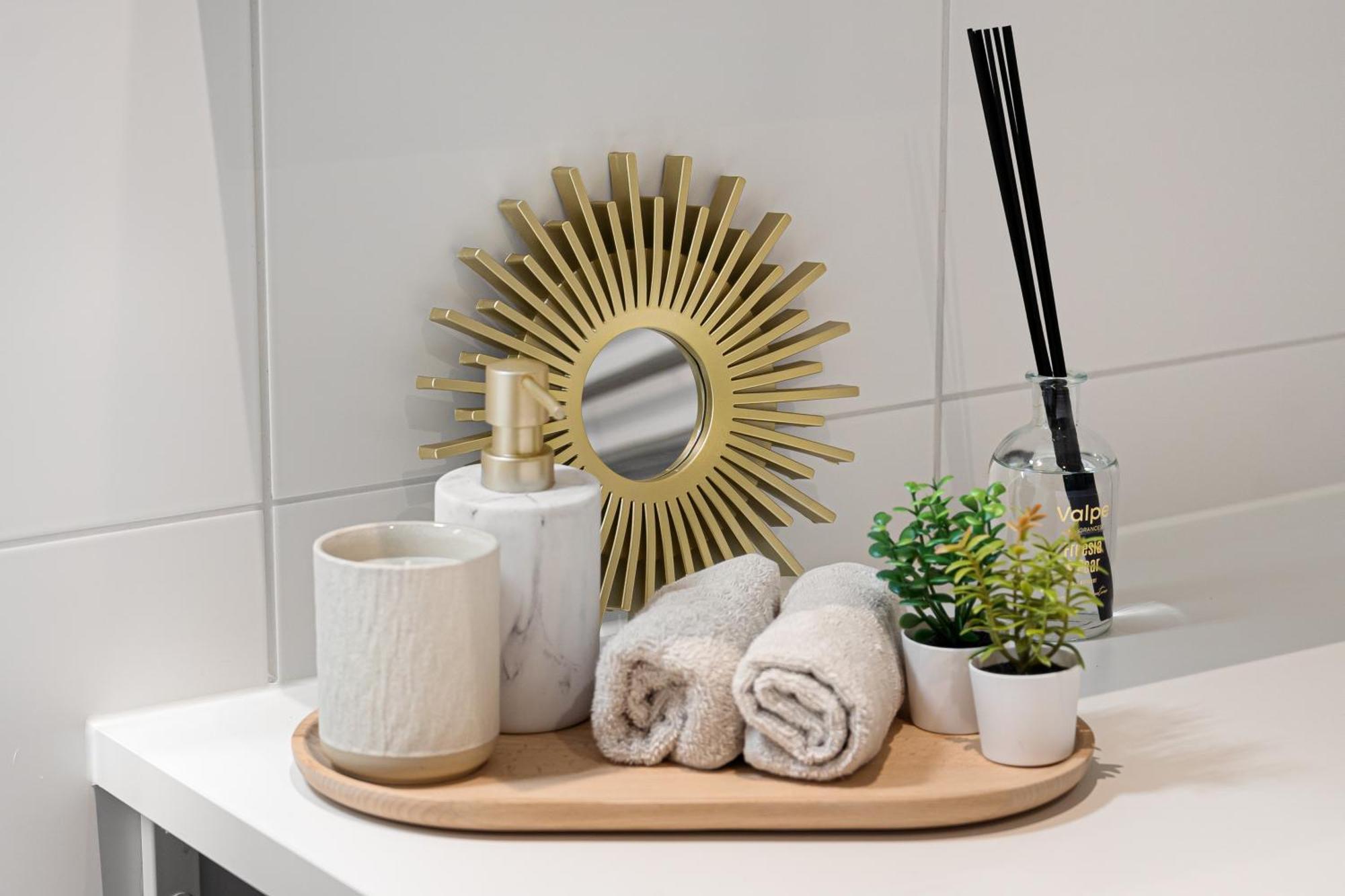 Apartment La Nordic Chic With Free Parking *